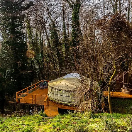Apartment Dream By The Stream In A Yurt - Happy *